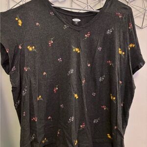Old Navy Women's Gray Floral Top